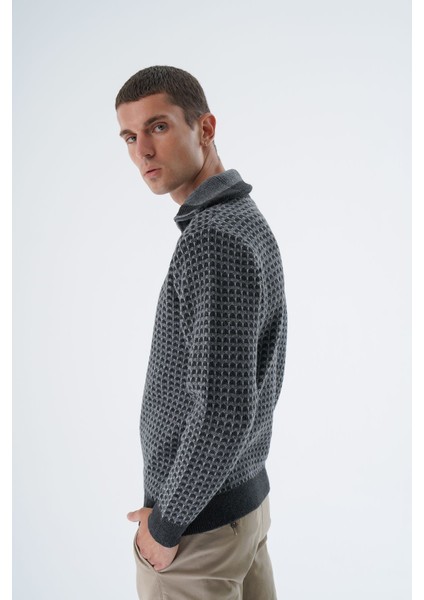 Erkek Antrasit Kamyon Yaka Jakarlı Üç Renkli Fermuarlı Yün Triko Örme Kazak TRIST-5340 modelleri