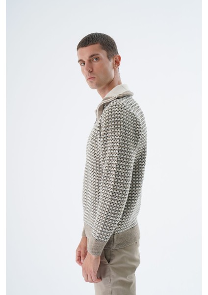 Erkek Vizon Kamyon Yaka Jakarlı Üç Renkli Fermuarlı Yün Triko Örme Kazak TRIST-5340 indirimleri