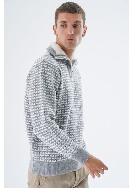 Erkek Gri Kamyon Yaka Jakarlı Üç Renkli Fermuarlı Yün Triko Örme Kazak TRIST-5340 fiyatları