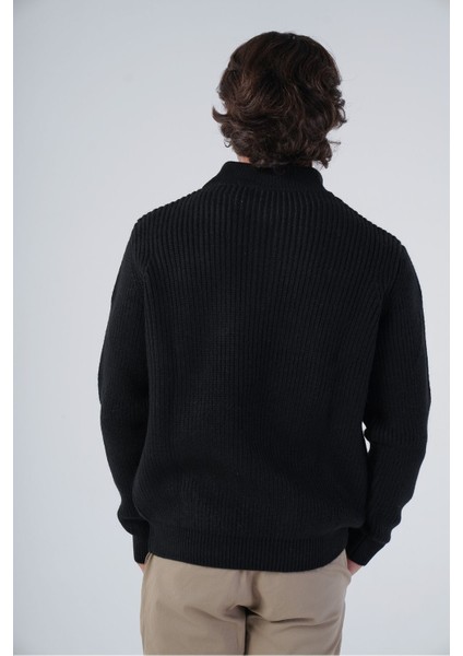 Erkek Siyah Saç Örgülü Dik Yaka Fermuarlı Yünlü Kazak TRIST-5300 modelleri