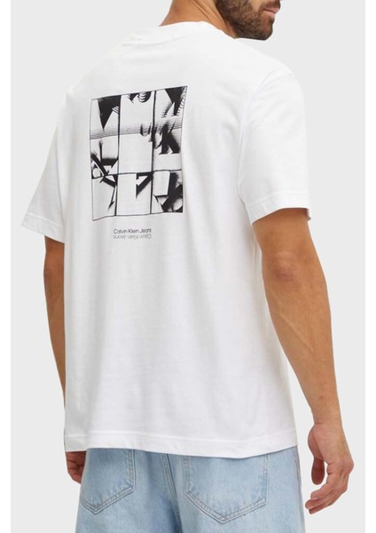 Calvin Klein Sırt Baskılı Relaxed Fit T-Shirt J30J325688YAF Erkek T-Shirt J30J325688 Yaf