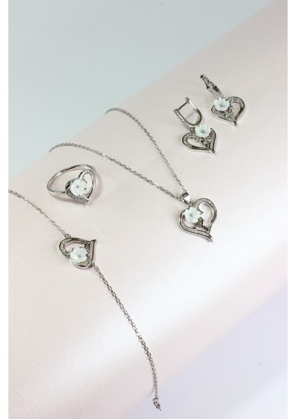 Taşlı Çiçekli Kalp Set 925 Ayar Gümüş modelleri