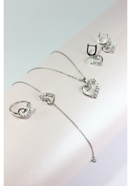 Taşlı Papatya Kalp Set 925 Ayar Gümüş fiyatları