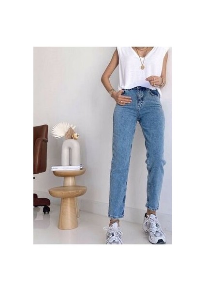 Camelia Kar Yıkama Mom Jean Pantolon 2024