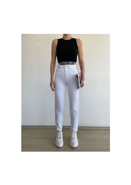 Dora Yüksek Bel Likralı Beyaz Mom Jeans Esnek Kot Pantolon 2024