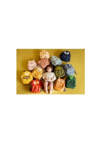 Mrs. Bumblebee - Backpack - Okul Çantası