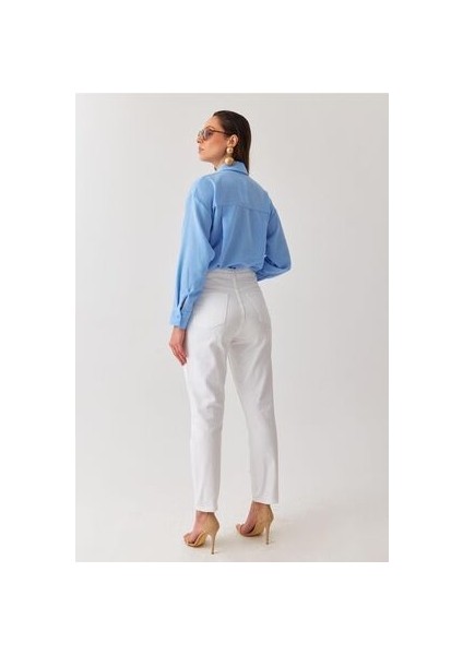 Beyaz Yüksek Bel Likralı Denim Kumaş Mom Fit Yüksek Bel Jean 2024 fırsatları