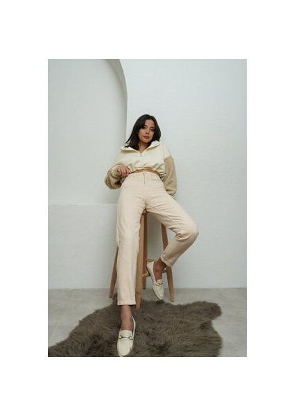 Vit Bej Mom Jeans Likralı Yüksek Bel Bej Mom Kot Pantolon 2024 modelleri