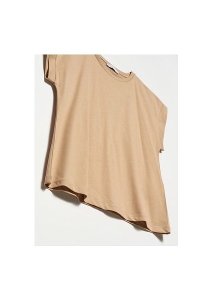Kadın Bisiklet Yaka Bej T-Shirt Günlük Tarz Kısa Kol Rahat Kullanım modelleri
