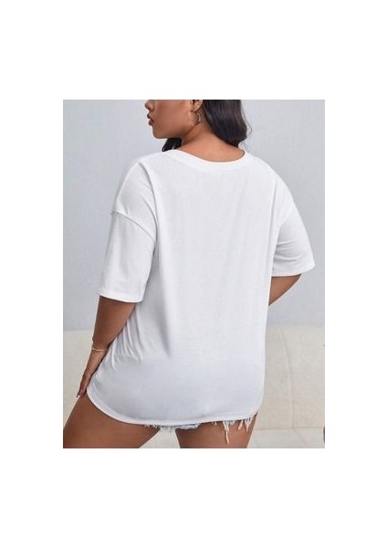 V Yaka Baskılı & Düz Beyaz Oversize T-Shirt Salaş Boyfirend fiyatları