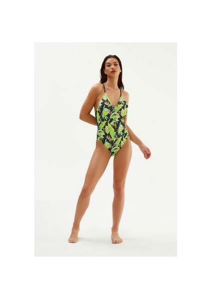 2247 Esmy Üçgen Mayo 23Y