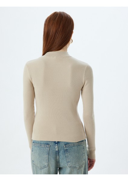 Dik Yaka Triko Kazak Uzun Kollu Dokulu Slim Fit fırsatları