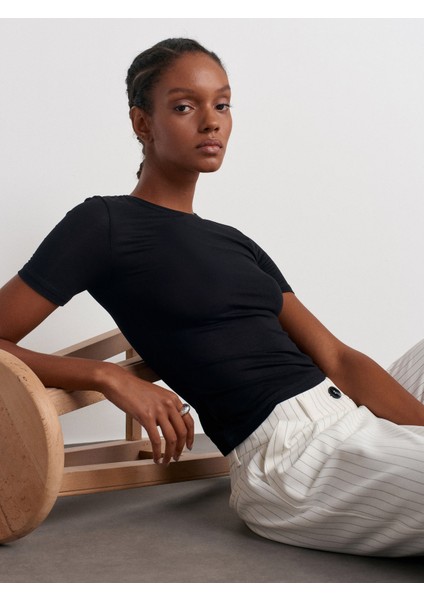 30747 Bisiklet Yaka Basic T-Shirt-Siyah