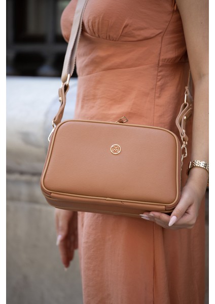 Kolon Ayarlanabilir Omuz Askılı 3 Bölmeli Kadın Çanta