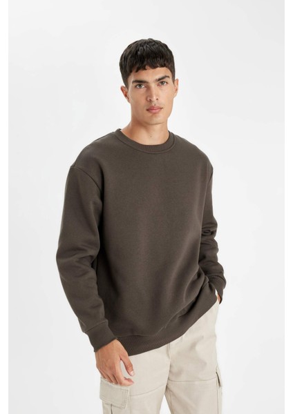 Kahverengi Oversize Geniş Kalıp Bisiklet Yaka Kalın Kumaş Basic Düz Sweatshirt T5139AZ24AU