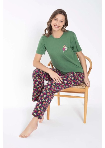 Kadın Bisiklet Yaka Çiçek Desenli Pijama Takımı 6032 -1 Adet