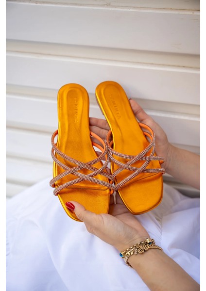Ress Turuncu Çapraz Bağlı Taş Detaylı Kadın Düz Terlik fiyatları