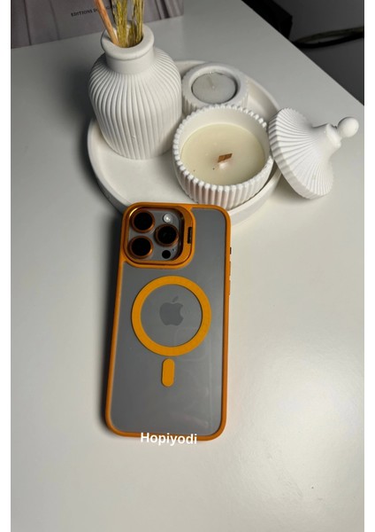Apple iPhone 15 Kılıf Magsafe Şarj Özellikli Standlı Magsafe Klon Lensli Kapak + Kamera Koruyucu fırsatları