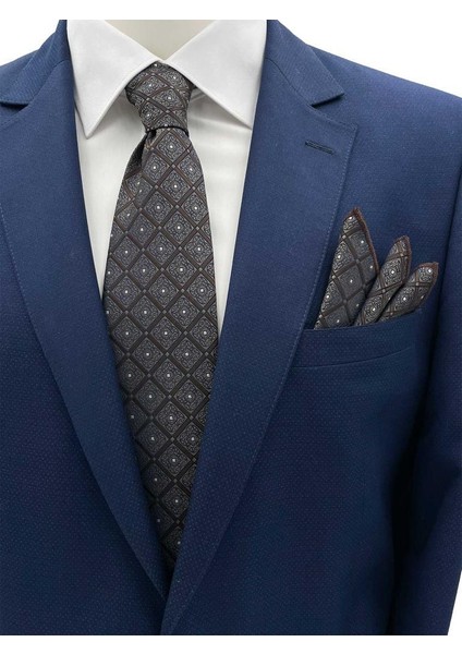Kahverengi Kare Motif Desen Kravat Mendil Set