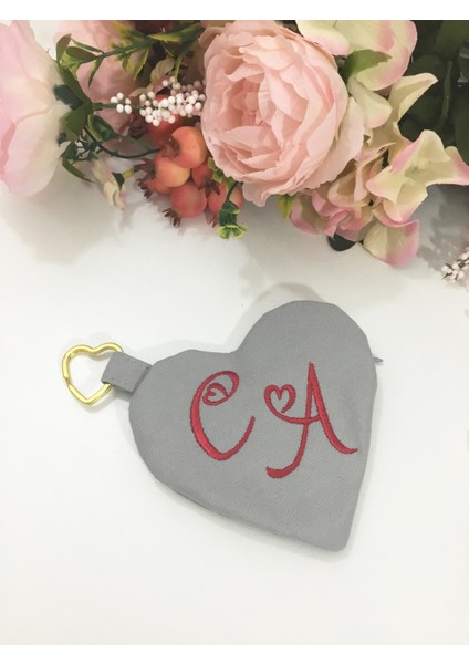 Love&love Kalp Formunda Monogram Nakışlı Bozuk Para Cüzdanı fiyatları