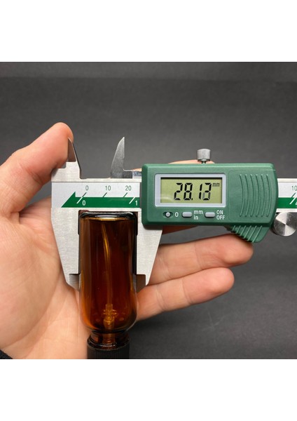 20 ml Amber Cam Şişe Siyah Spreyli , 20CC Kahverengi Spreyli Boş Şişe x 6 Adet