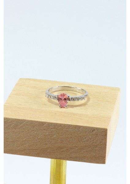 Taşlı Damla Tasarım Yüzük 925 Ayar Gümüş fiyatları