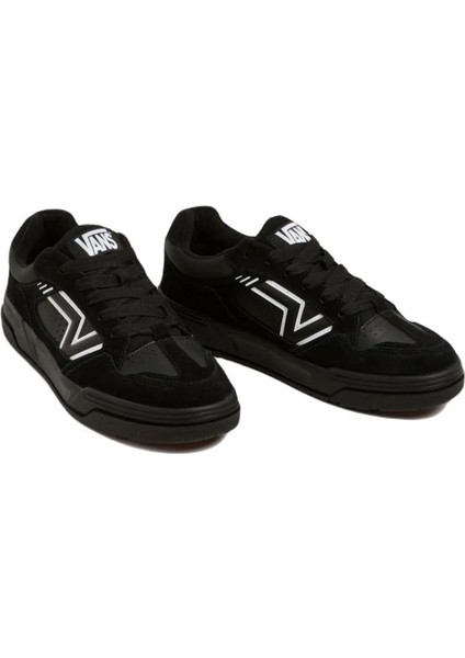 Upland Unisex Sneaker