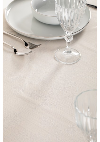 Naif Masa Örtüsü modelleri