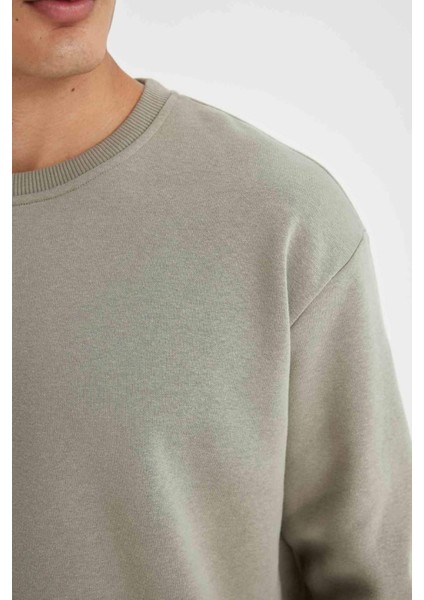 Oversize Geniş Kalıp Bisiklet Yaka Kalın Basic Düz Sweatshirt T5139AZ24AU