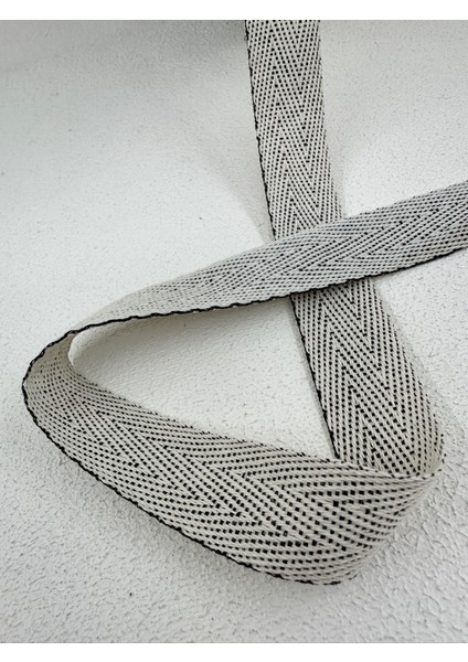 2 cm Simli Balıksırtı Şerit-5 Metre
