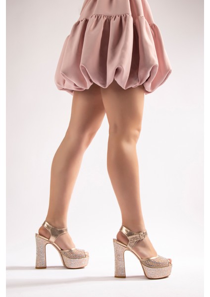 Snow Kadın Abiye Platform Topuklu Ayakkabı Gold Taşlı