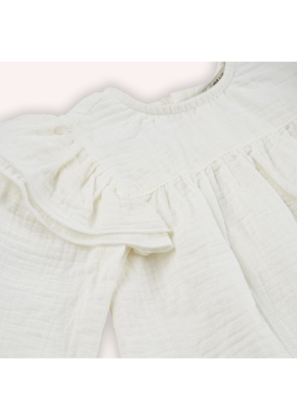 Kız Bebek Yakası ve Omzu Fırfırlı Bluz modelleri