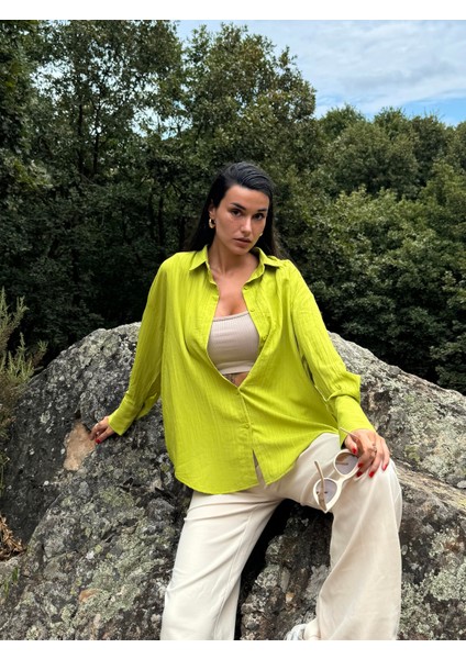 Fıstık Yeşili Oversize Geniş Manşetli Kadın Gömlek 27384 fiyatları