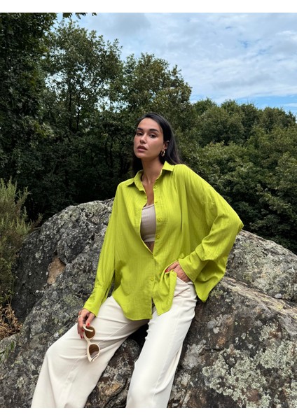 Fıstık Yeşili Oversize Geniş Manşetli Kadın Gömlek 27384