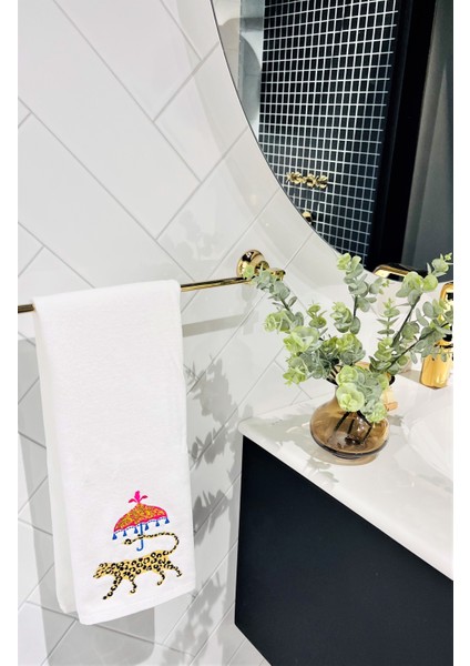 Dekoratif Leopar Desenli Safari Serisi Yüz Havlusu (1 Adet)