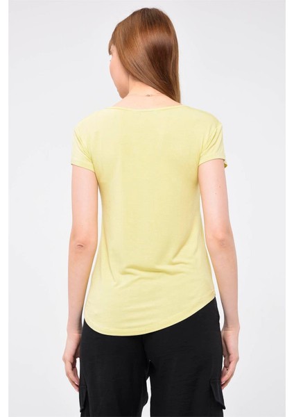 H Baskılı T-Shirt fırsatları