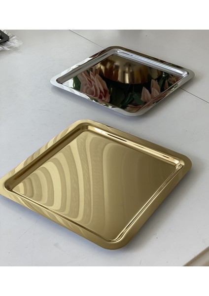 Çelik Kare 1 Adet Gold 1 Adet Gümüş Servis ve Sunum Tepsisi fiyatları