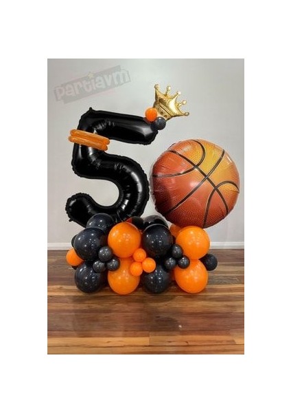 Basketbol Temalı Siyah Rakam Balonlu Karşılama Doğum Günü Seti Kral Taçlı