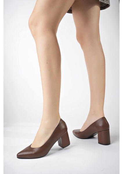 Tarçın Klasik Günlük Kadın Topuklu Ayakkabı Trc71-1930