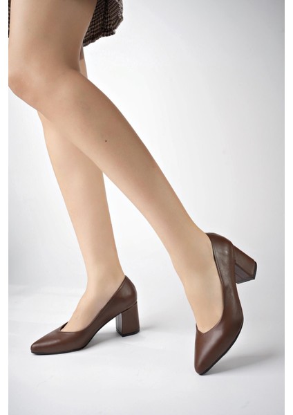 Tarçın Klasik Günlük Kadın Topuklu Ayakkabı Trc71-1930 modelleri