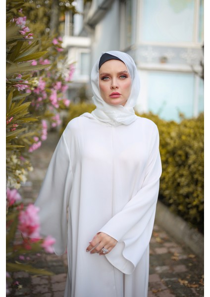 Harika Wear Umre ve Günlük Kullanım Için Beyaz Ipek Abaya Ferace