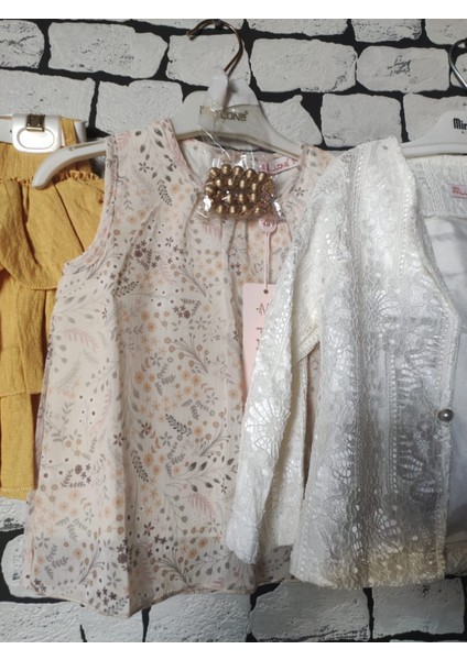 Fırfırlı Sar Etek Sıfır Kol Bluz Ceket Takım fiyatları