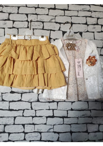 Fırfırlı Sar Etek Sıfır Kol Bluz Ceket Takım modelleri