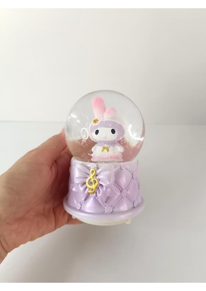 Kar Küresi Işıklı Müzikli Sanrio Tasarımlı Kar Küresi Biblo Sevgili Arkadaş Doğum Günü modelleri