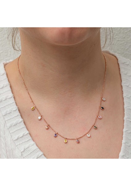 Gümüş Renkli Oval Taşlı Şans Kadın Kolye modelleri