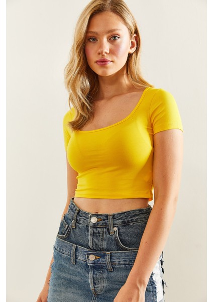 Kadın Kısa Kol Crop Bluz