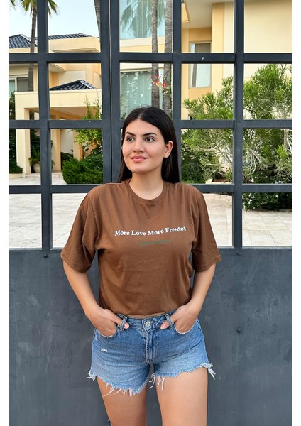 Kahverengi Freedom Baskı Unisex Oversize T-Shirt