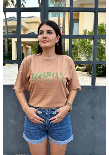 Latte Renk Ocean City Baskı Unisex Oversize T-Shirt