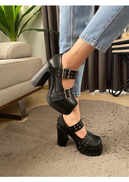 Kadın Izabel Sıyah Deri Iki Tokalı Kapsul Detaylı 12 cm Platform Topuklu Ayakkabı