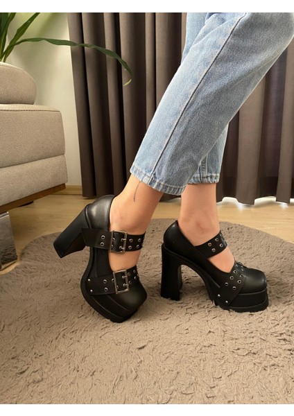 Kadın Izabel Sıyah Deri Iki Tokalı Kapsul Detaylı 12 cm Platform Topuklu Ayakkabı indirimleri